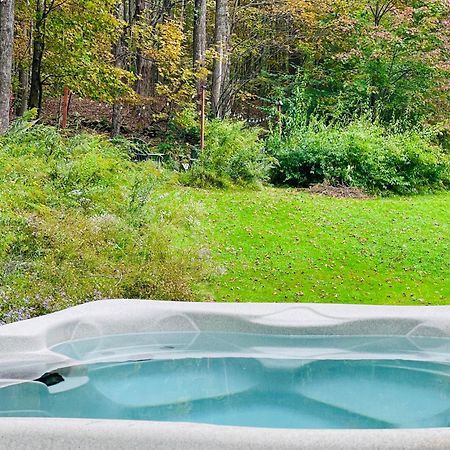 Cozy Cottage With Jacuzzi And Fire Pit And Reading Nook! Livingston Manor Exteriér fotografie