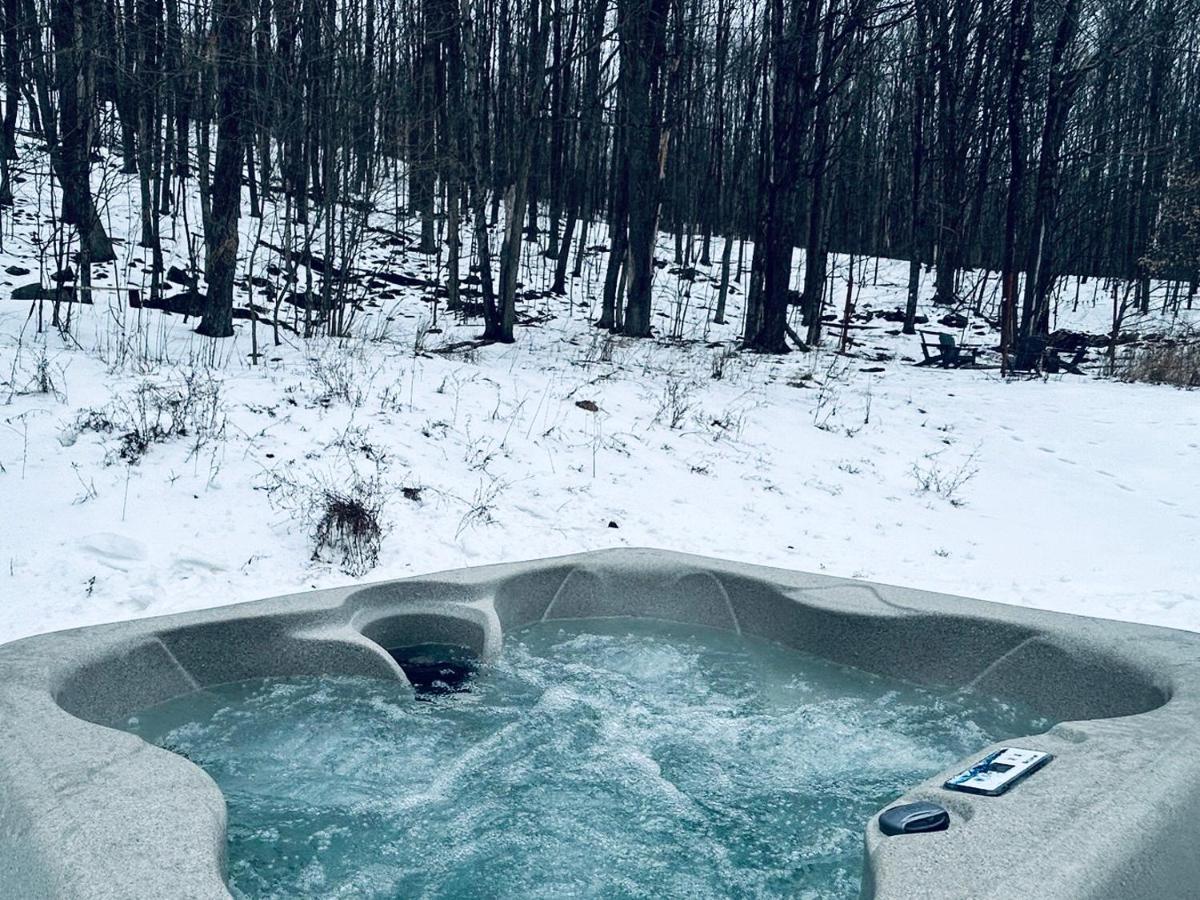 Cozy Cottage With Jacuzzi And Fire Pit And Reading Nook! Livingston Manor Exteriér fotografie